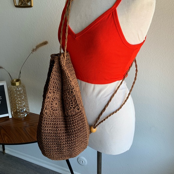 Bohemian Straw sling/backpack beach bag - Picture 2 of 6